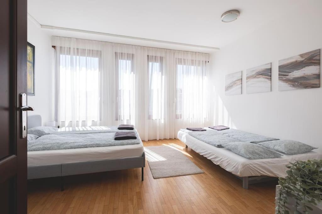Apartament Bright Downtown Balcony Retreat Budapeszt Zewnętrze zdjęcie