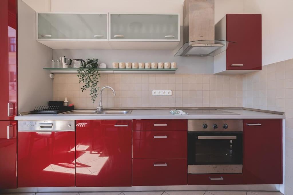 Apartament Bright Downtown Balcony Retreat Budapeszt Zewnętrze zdjęcie